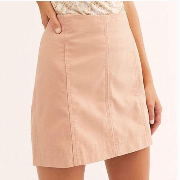 FREE PEOPLE Modern Femme Vegan Mini Skirt in Nude Size 6 - Picture 1 of 12
